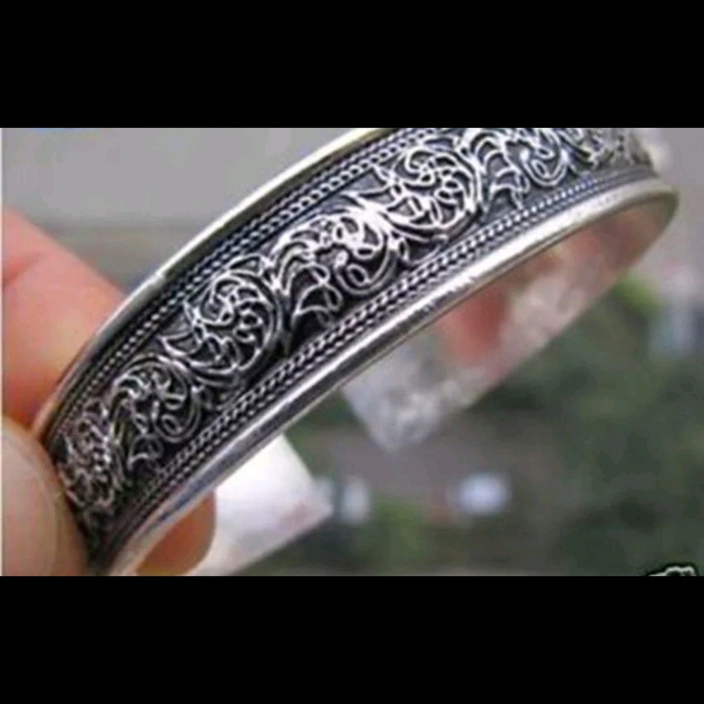 3/$25  Tibetan silver style bangle cuff bracelet
